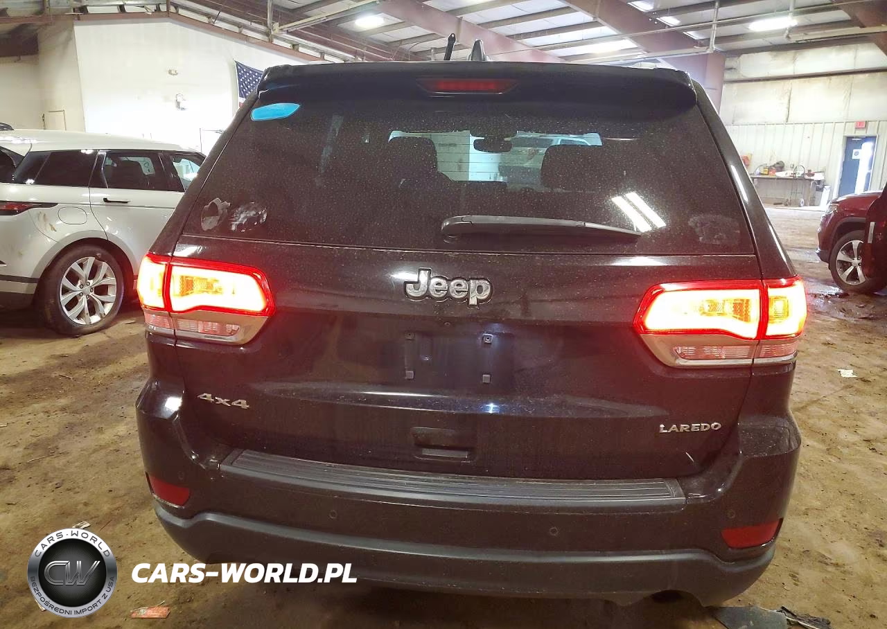 2018 Jeep Grand Cherokee Laredo VIN:1C4RJFAG0JC257825 - 6