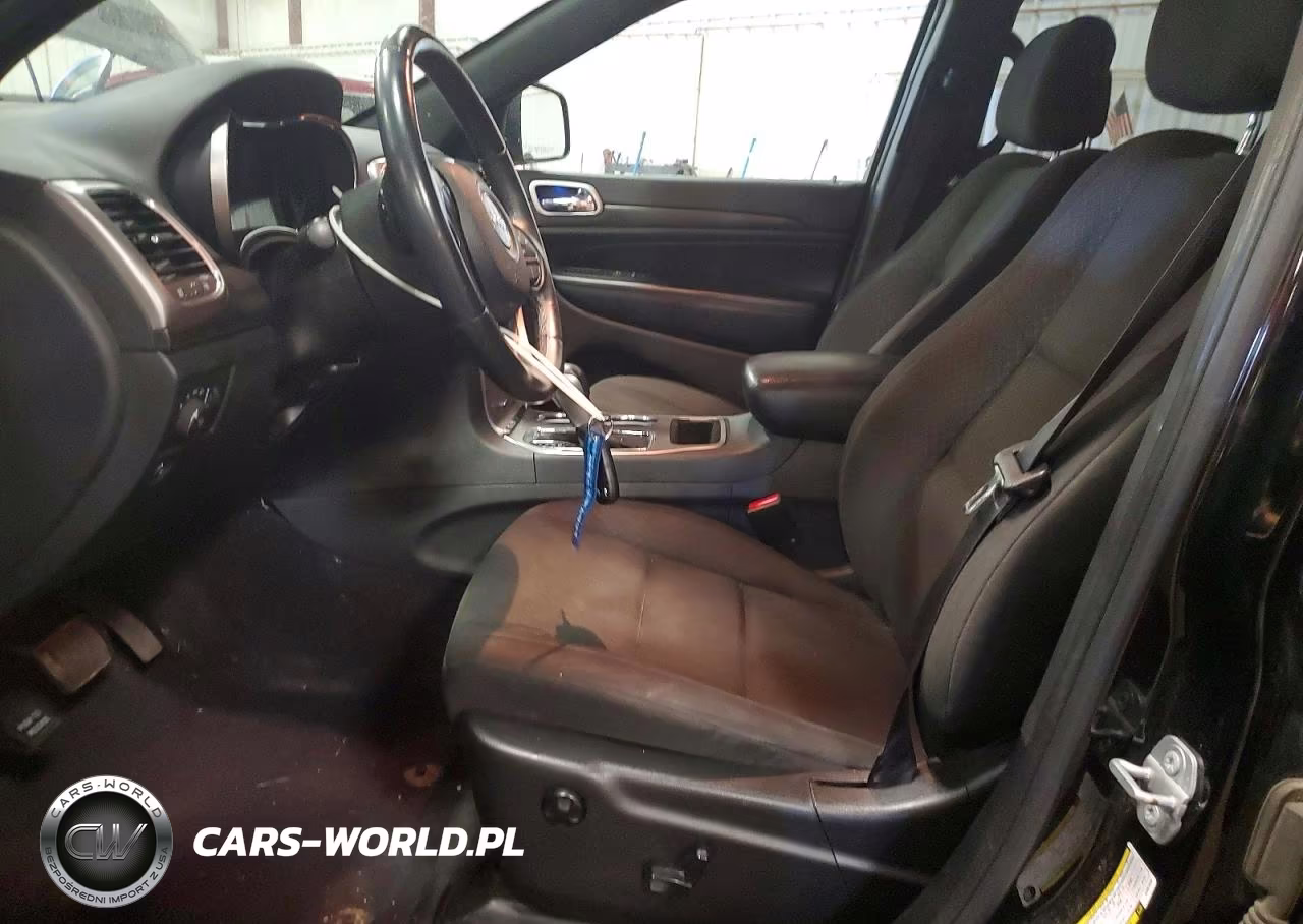 2018 Jeep Grand Cherokee Laredo VIN:1C4RJFAG0JC257825 - 7