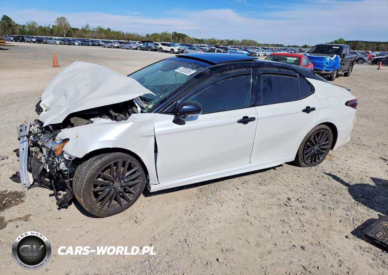 2022 Toyota Camry Xse – zdjęcie 1 z 13