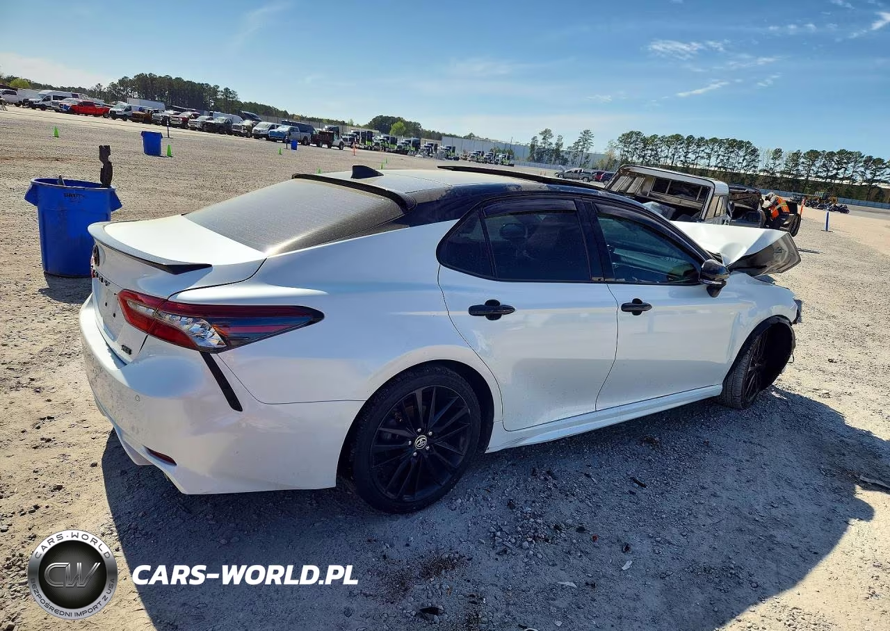2022 Toyota Camry Xse VIN:4T1K61AK0NU015722 - 3