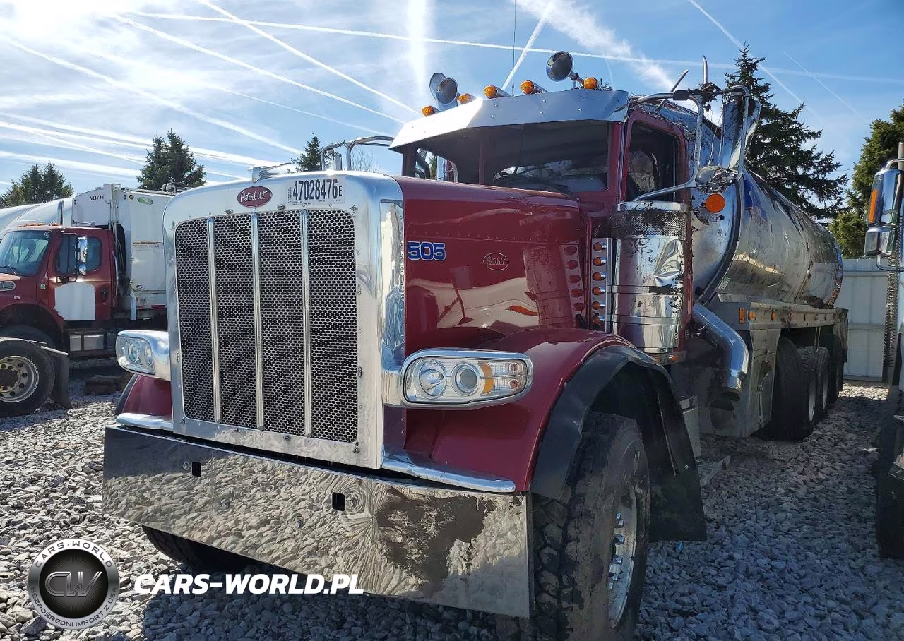 2017 Peterbilt 389 Tank Truck VIN:1NPXGGGG40D479577 - 2