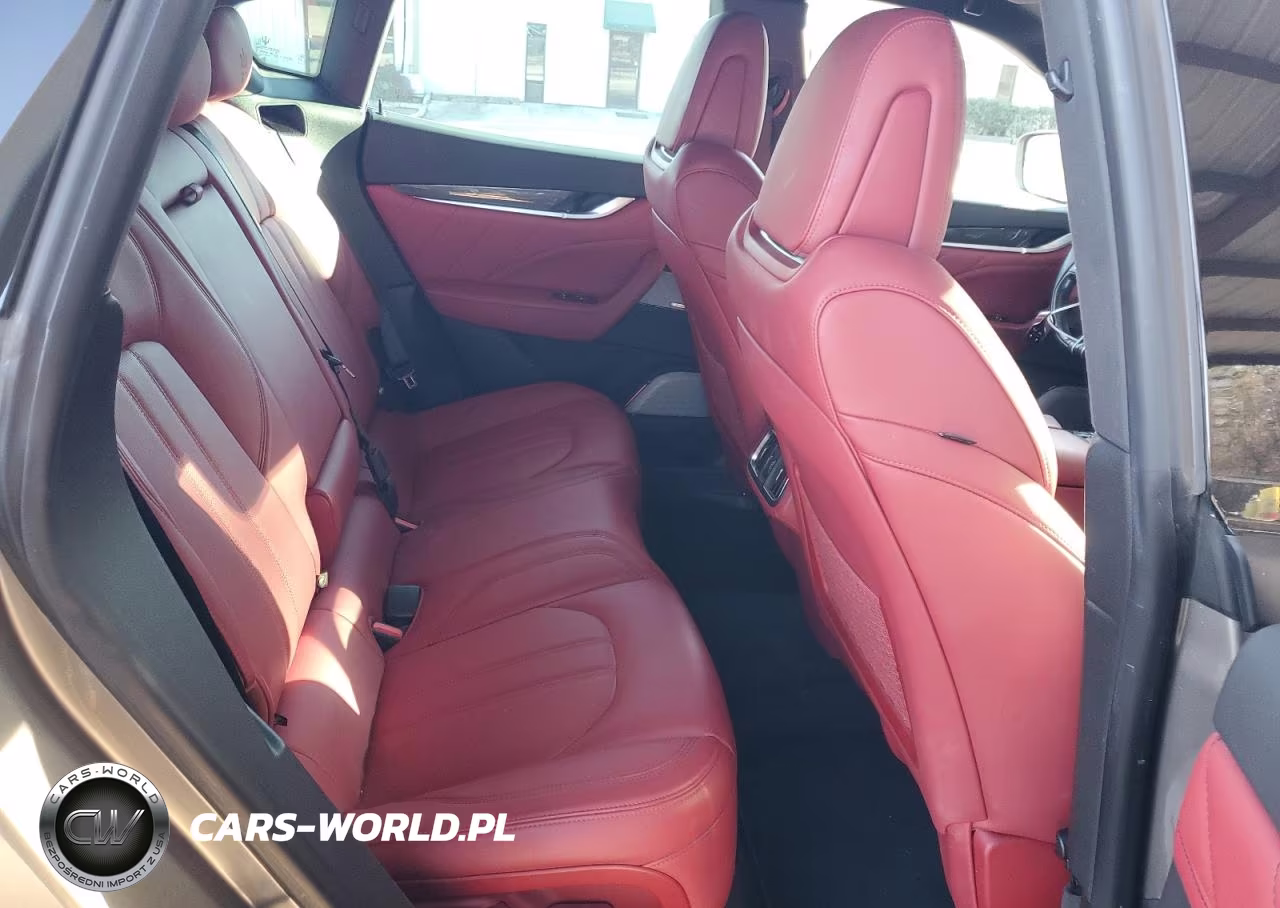 2019 Maserati Levante S Sport VIN:ZN661YUS9KX336692 - 10