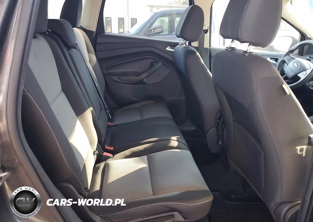 2017 Ford Escape Se VIN:1FMCU0GD3HUE55614 - 10