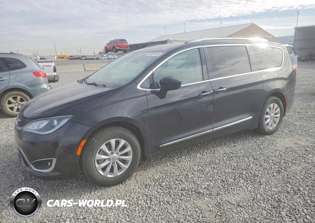 2019 Chrysler Pacifica Touring L