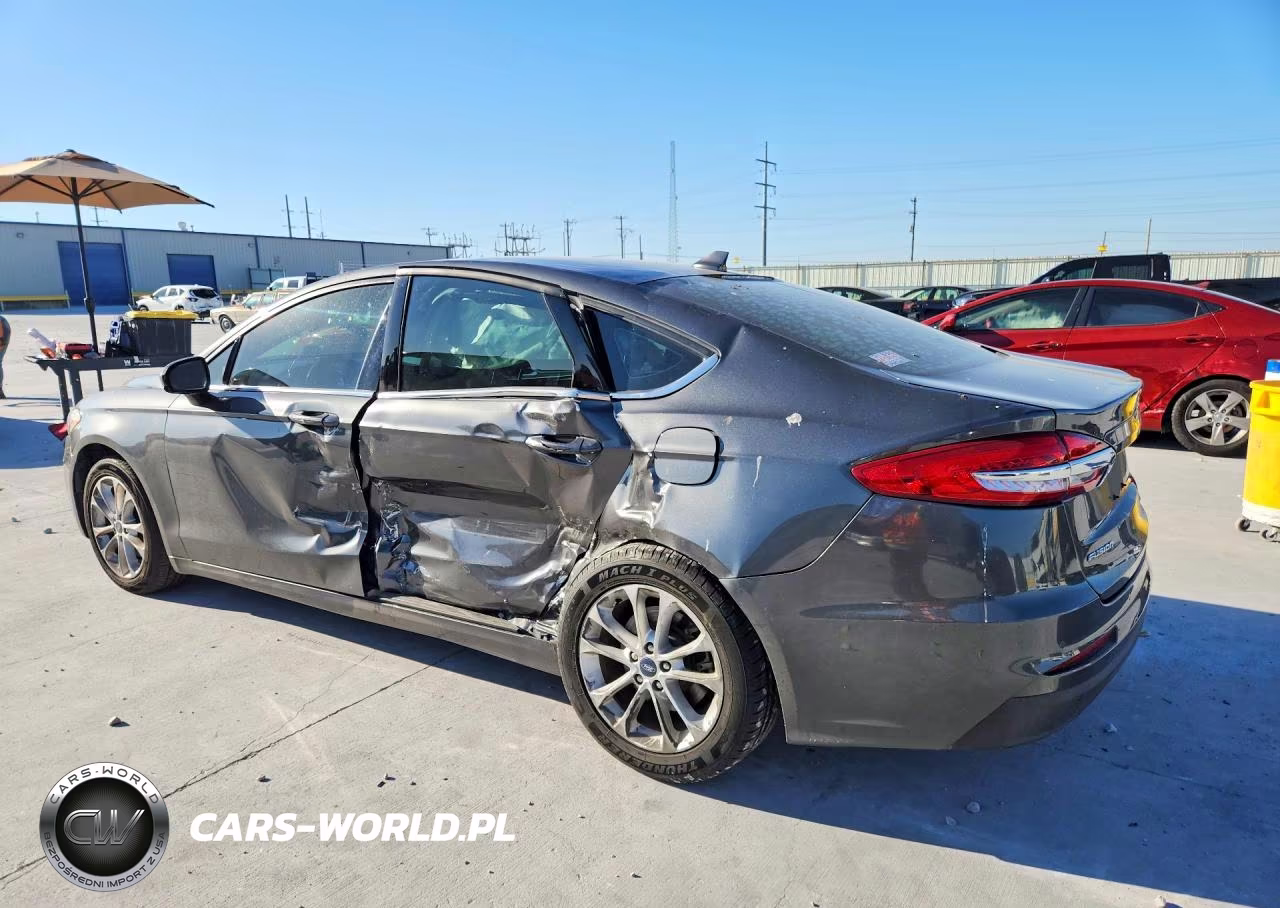 2020 Ford Fusion Se VIN:3FA6P0HD8LR252179 - 2