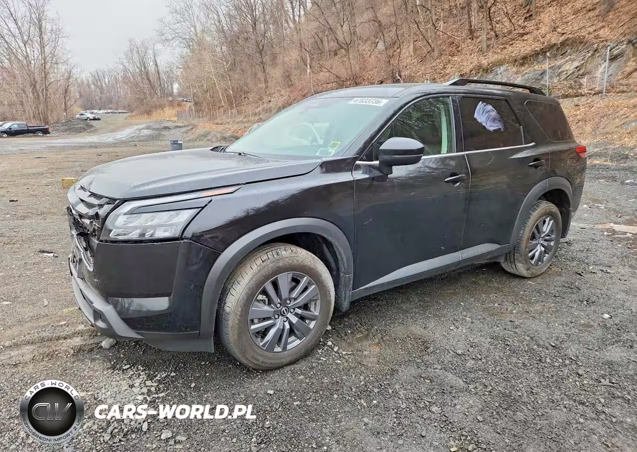 2025 Nissan Pathfinder Sv