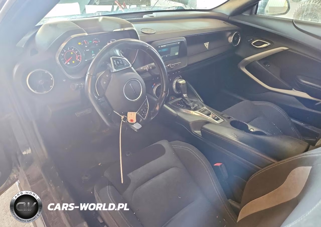 2018 Chevrolet Camaro Lt VIN:1G1FB3DS0J0151397 - 8