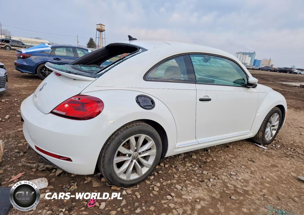 2017 Volkswagen Beetle 1.8T VIN:3VWF17AT7HM623114 - 3