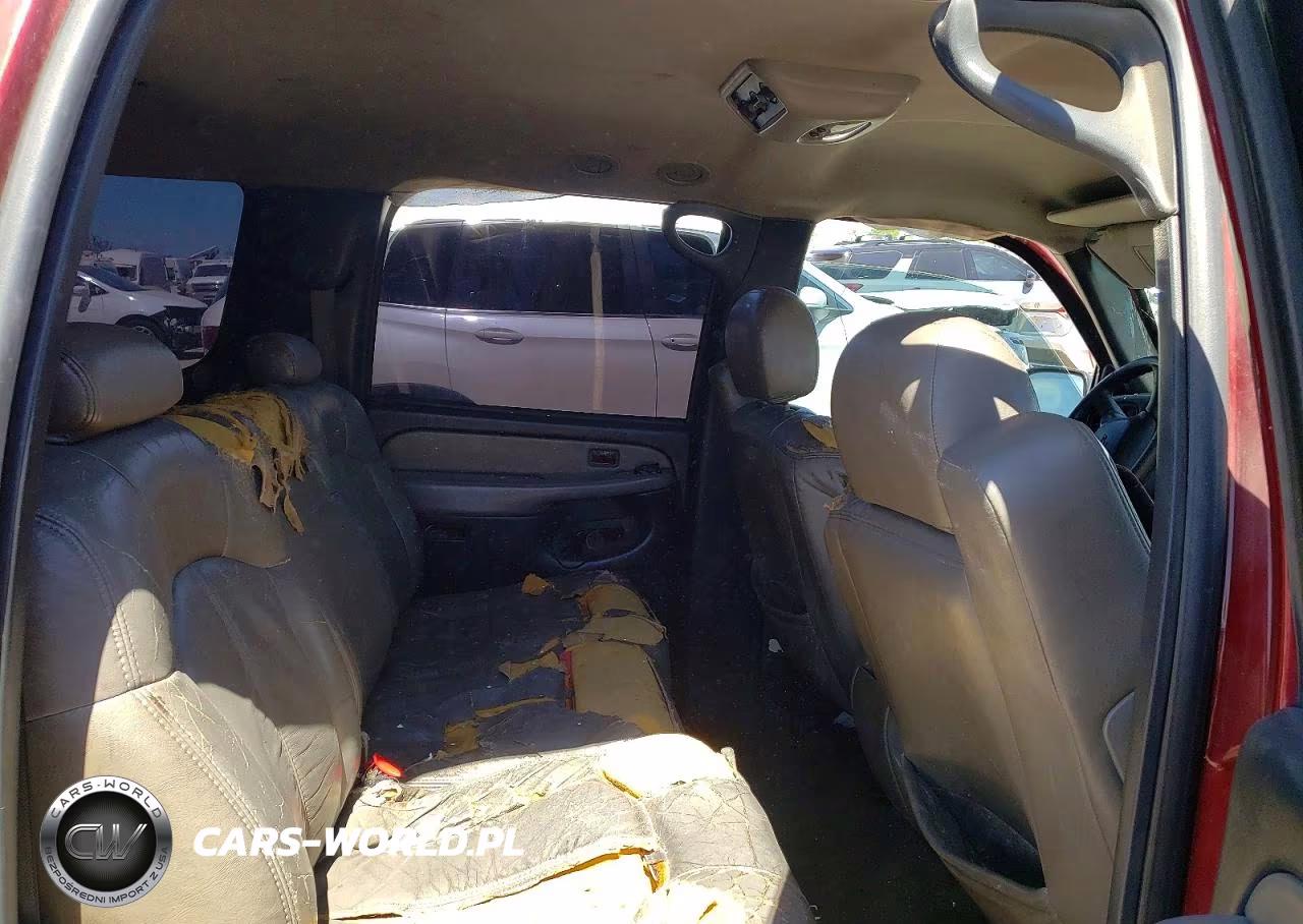 2002 Chevrolet Suburban C1500 VIN:1GNEC16Z52J151039 - 11
