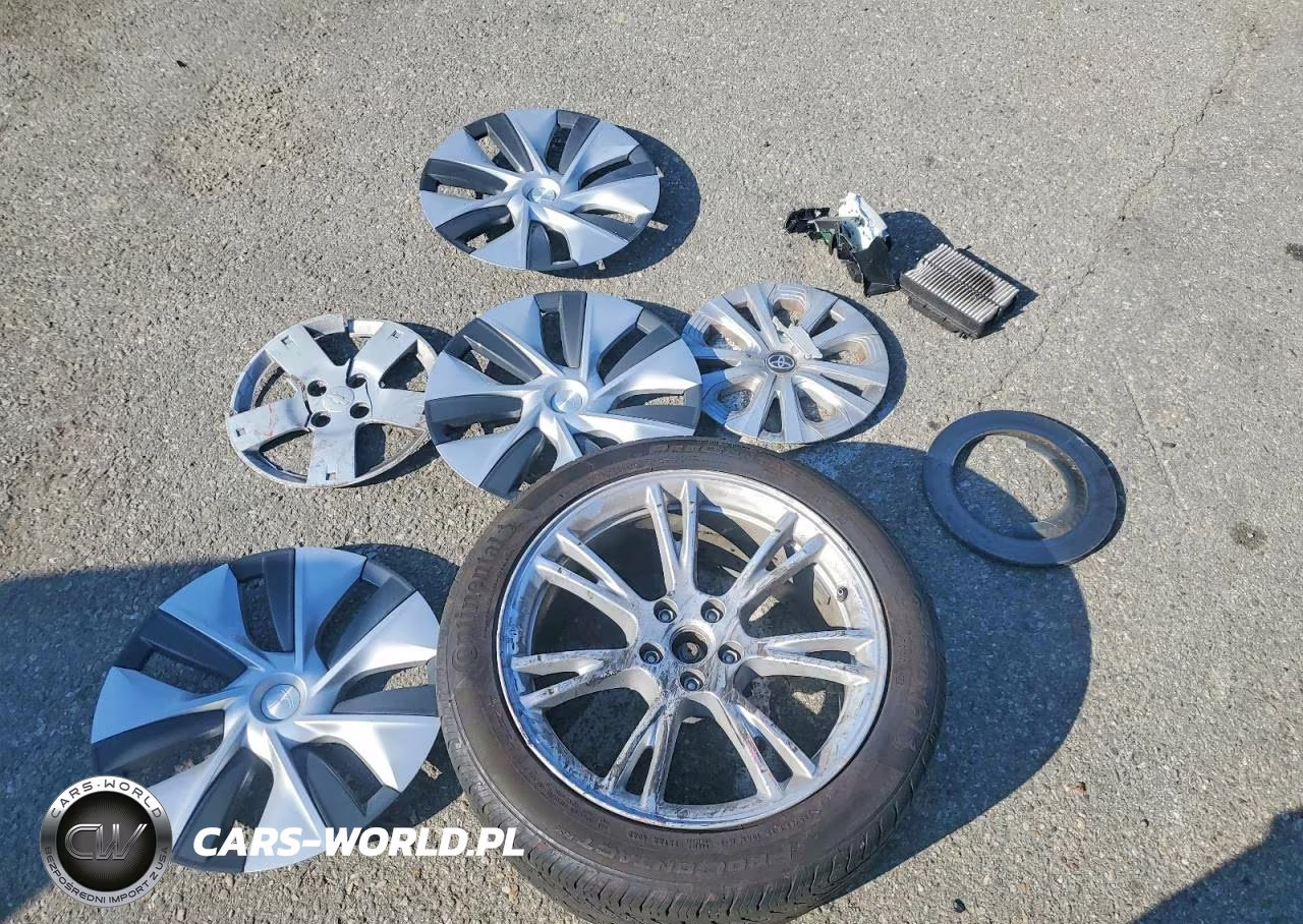 2023 Tesla Model Y VIN:7SAYGDED6PF957362 - 12