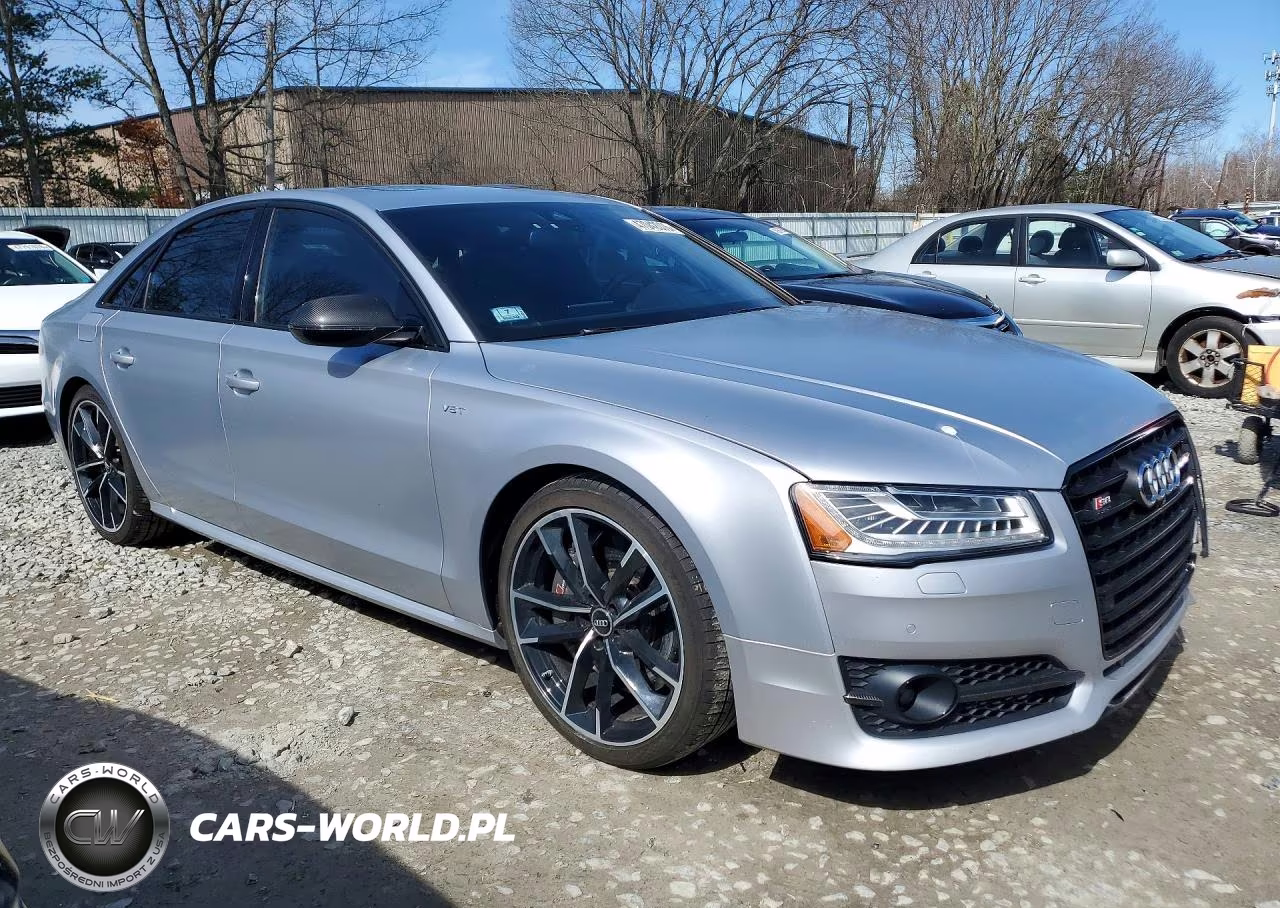 2017 Audi S8 Plus Quattro VIN:WUAJ5AFD0HN900064 - 4