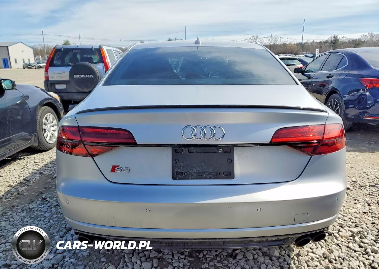 2017 Audi S8 Plus Quattro VIN:WUAJ5AFD0HN900064 - 6