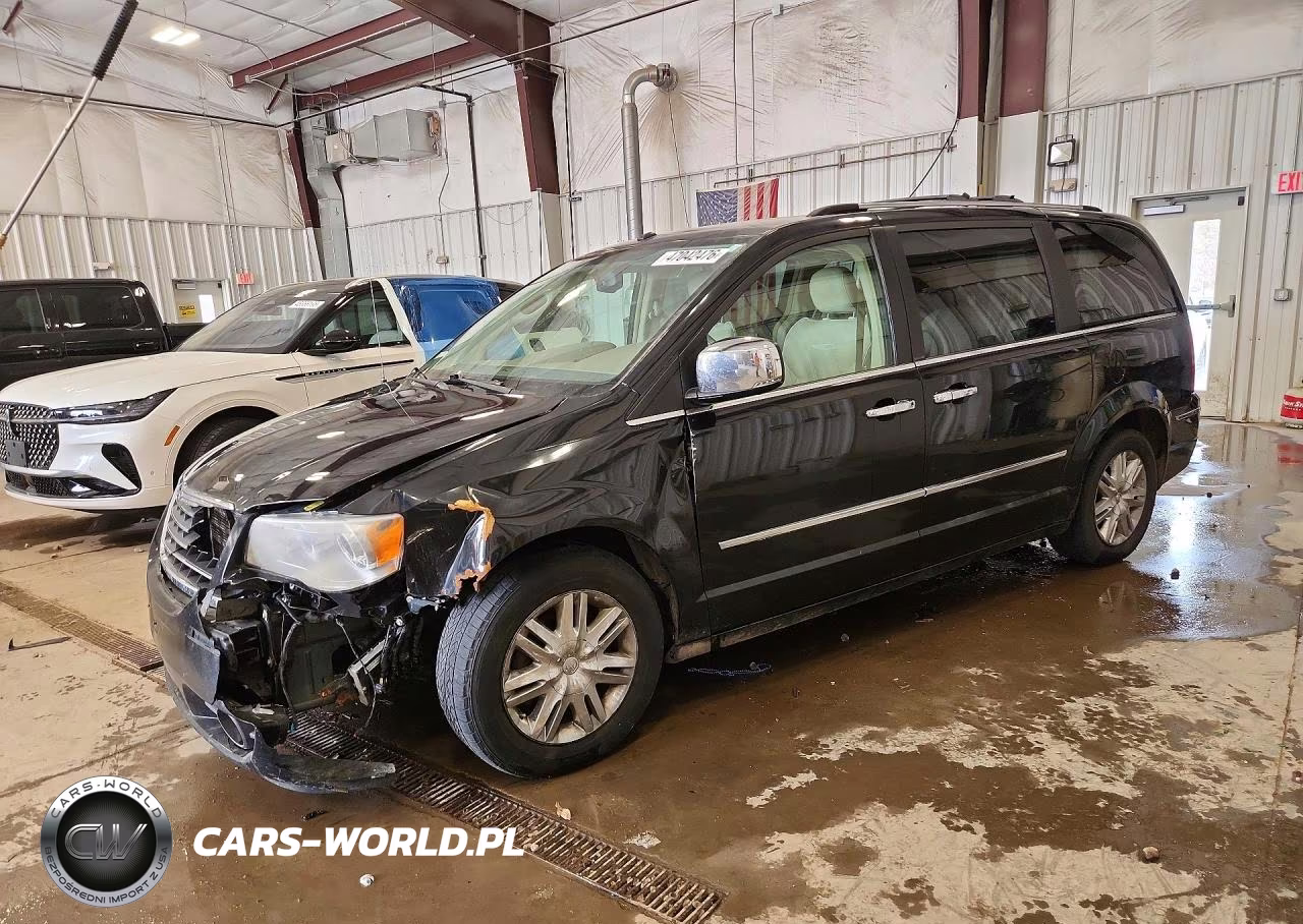 2008 Chrysler Town & Country Limited