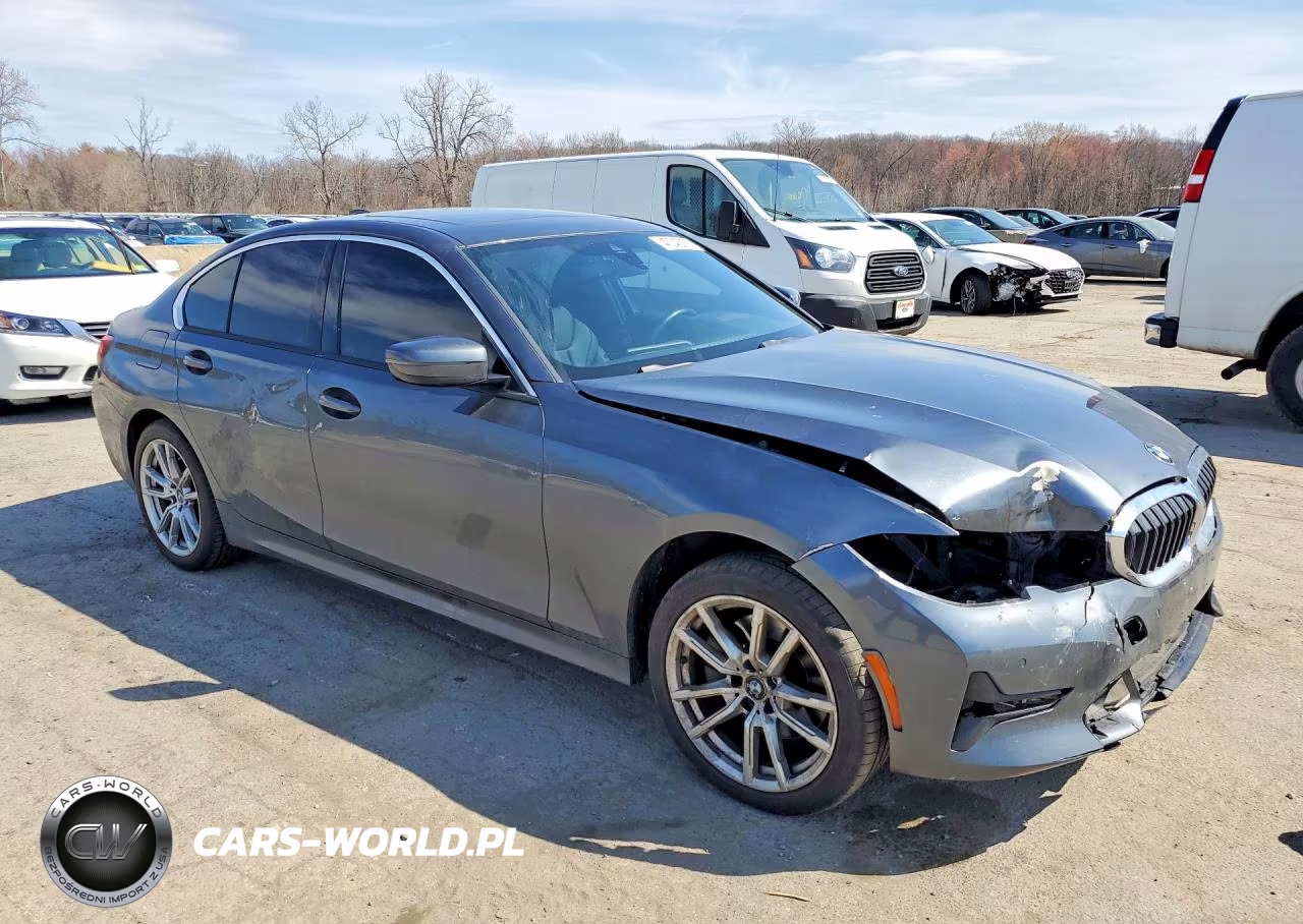 2019 BMW 330Xi VIN:WBA5R7C56KAJ87718 - 4