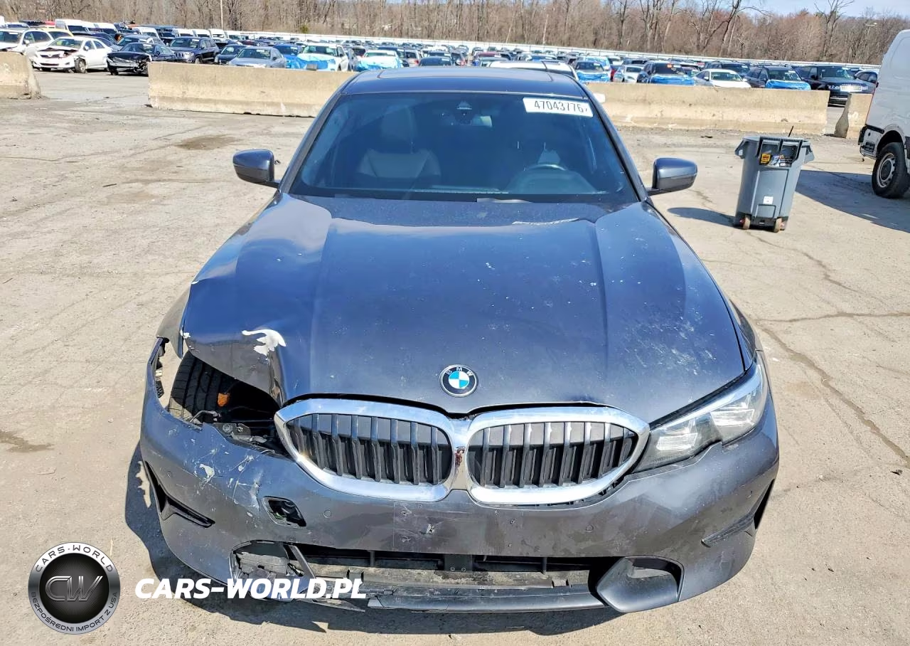 2019 BMW 330Xi VIN:WBA5R7C56KAJ87718 - 5