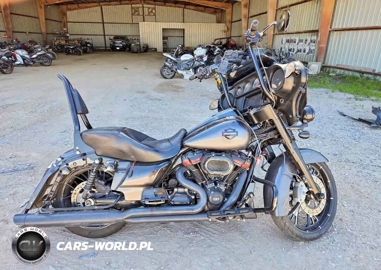 2020 Harley-Davidson Flhxse