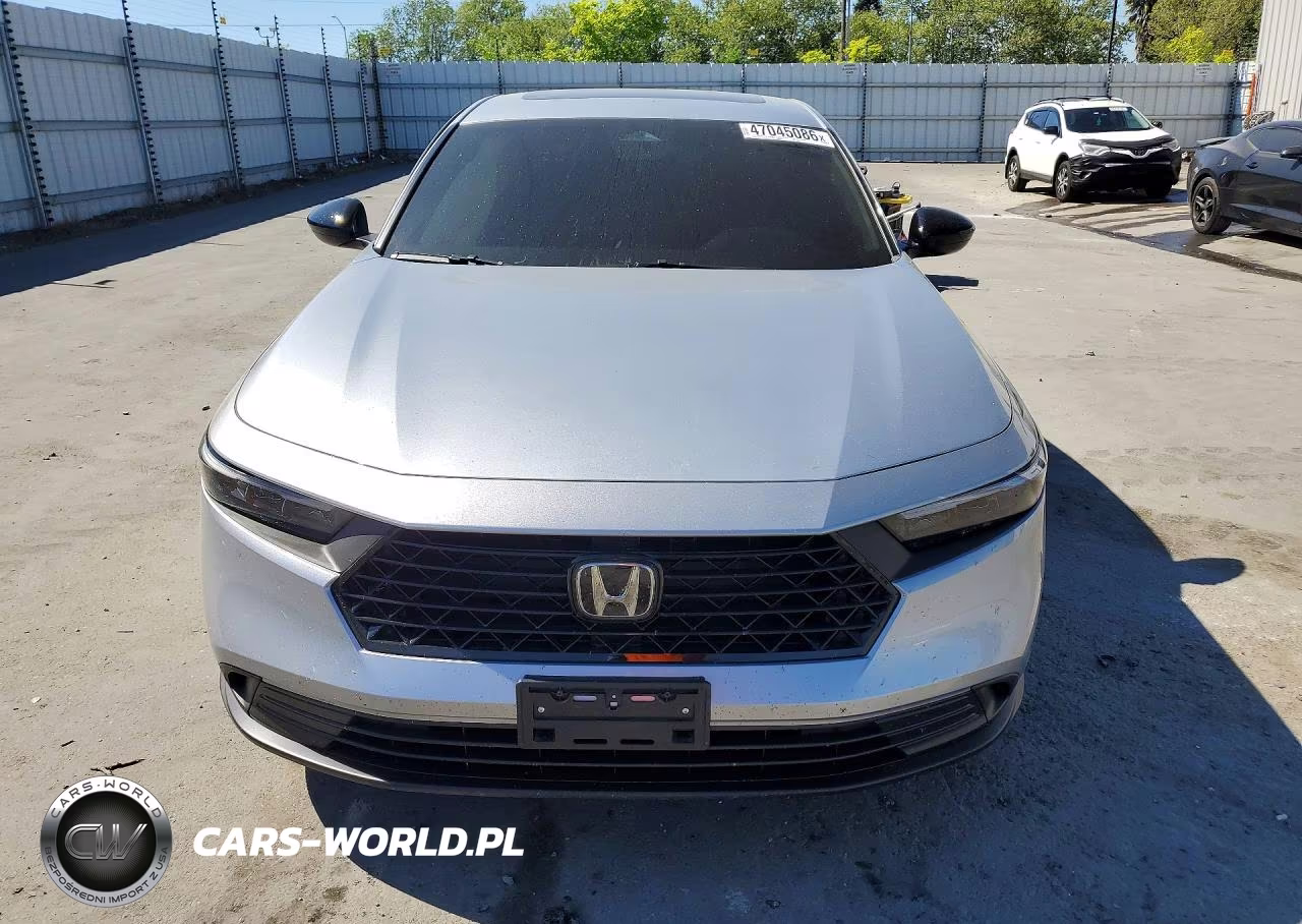 2025 Honda Accord Hybrid Sport VIN:1HGCY2F59SA075055 - 5