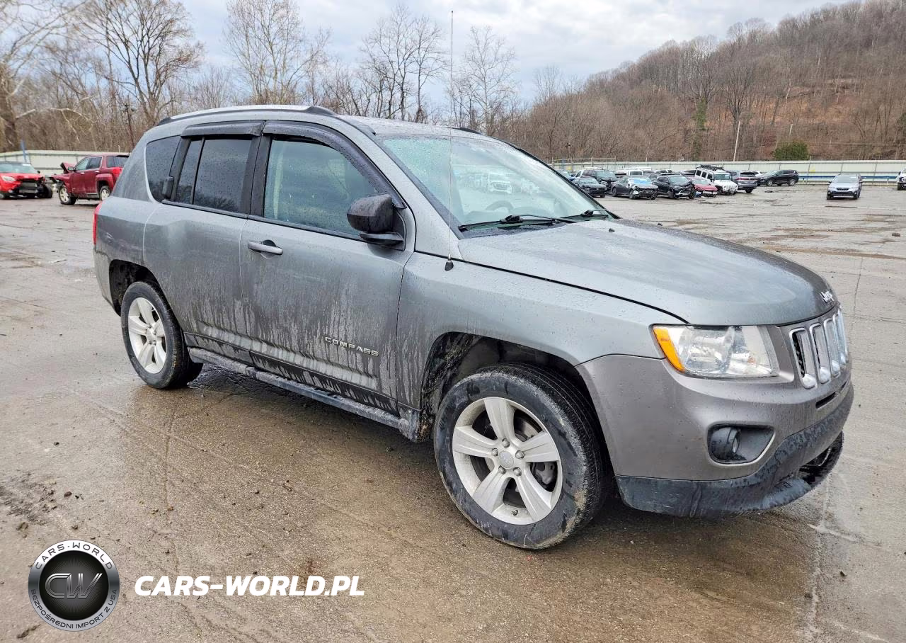 2012 Jeep Compass Sport VIN:1C4NJDBB8CD598909 - 4