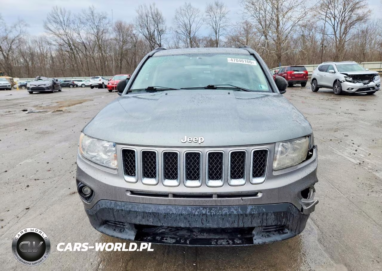 2012 Jeep Compass Sport VIN:1C4NJDBB8CD598909 - 5