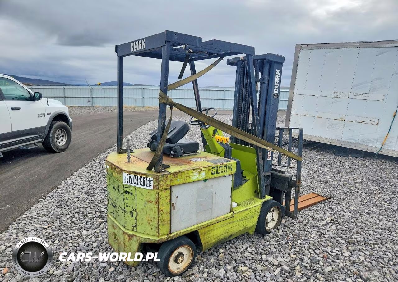 1998 Clark Ecs30 Forklift VIN:E35702636865FB - 4