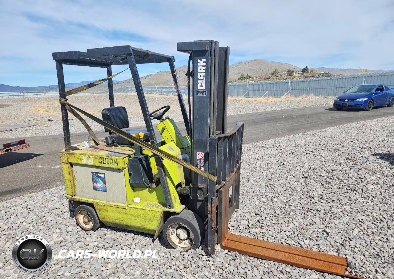 1998 Clark Ecs30 Forklift VIN:E35702636865FB - 9