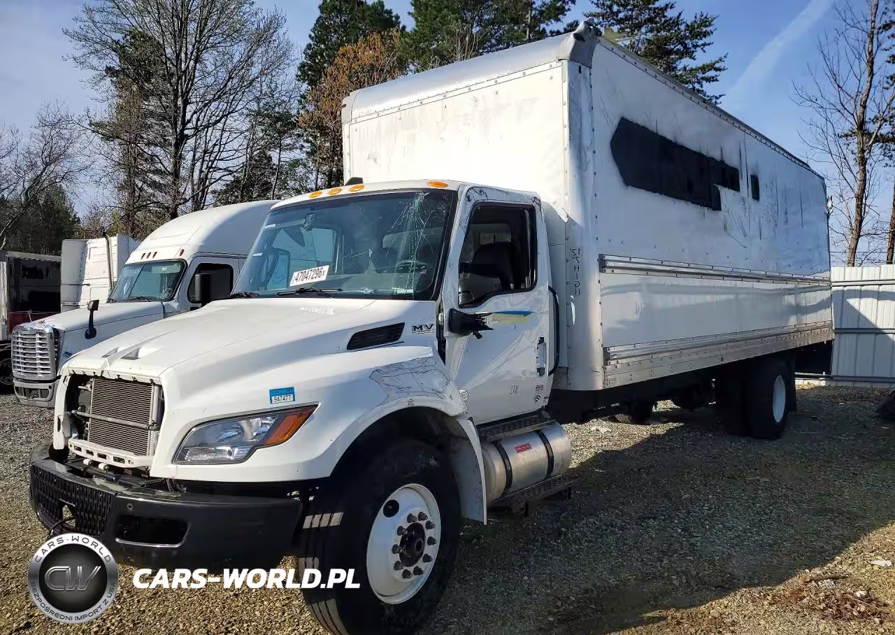 2023 International Mv607 Box Truck