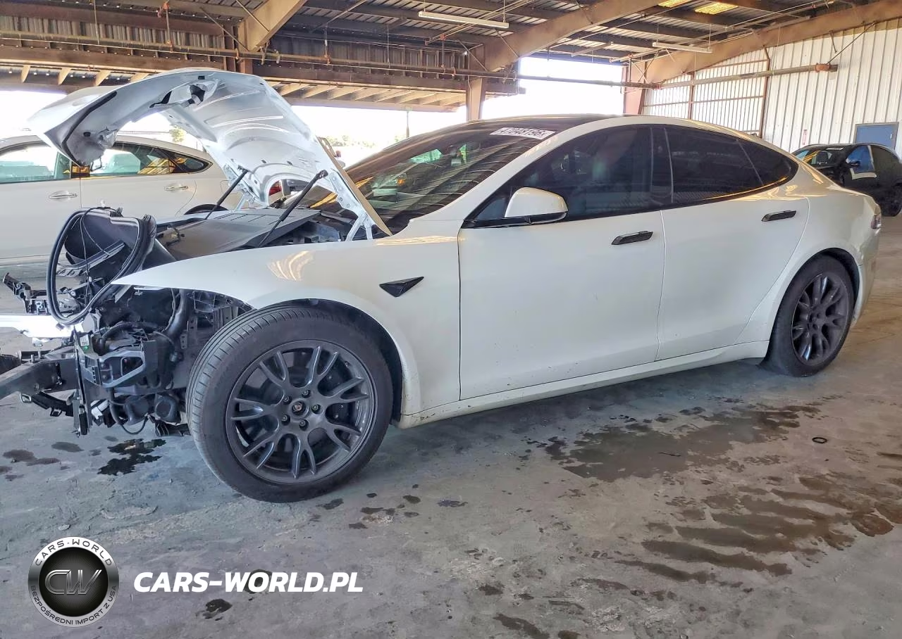 2022 Tesla Model S