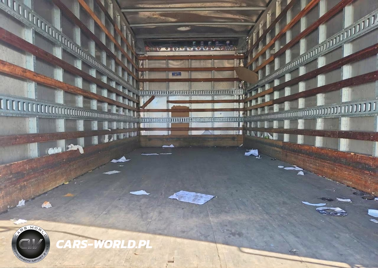 2015 Mitsubishi Fuso Fec72S Box Truck VIN:JL6BNG1AXFK000229 - 10