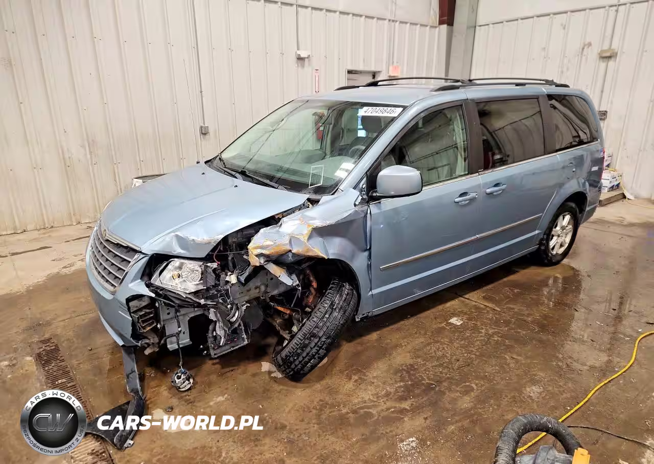 2009 Chrysler Town & Country Touring