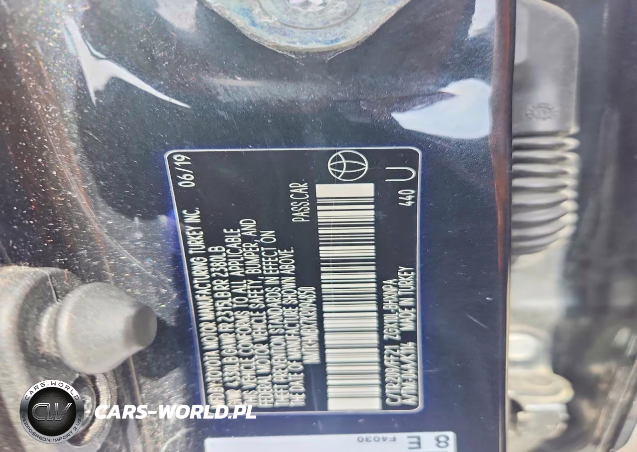 2019 Toyota C-Hr Xle VIN:NMTKHMBX7KR094850 - 12