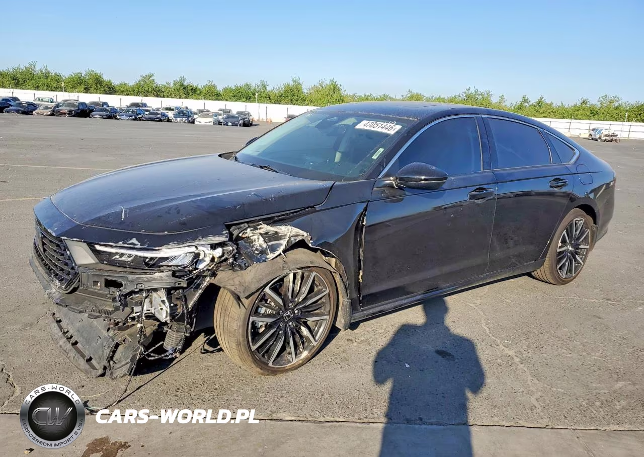 2025 Honda Accord Touring Hybrid – zdjęcie 1 z 13