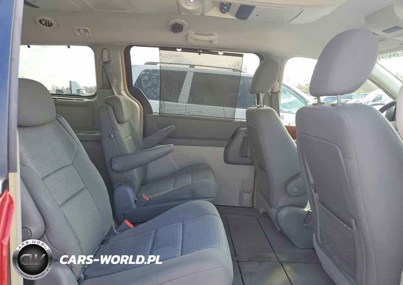 2009 Chrysler Town & Country Touring VIN:2A8HR54179R578049 - 11