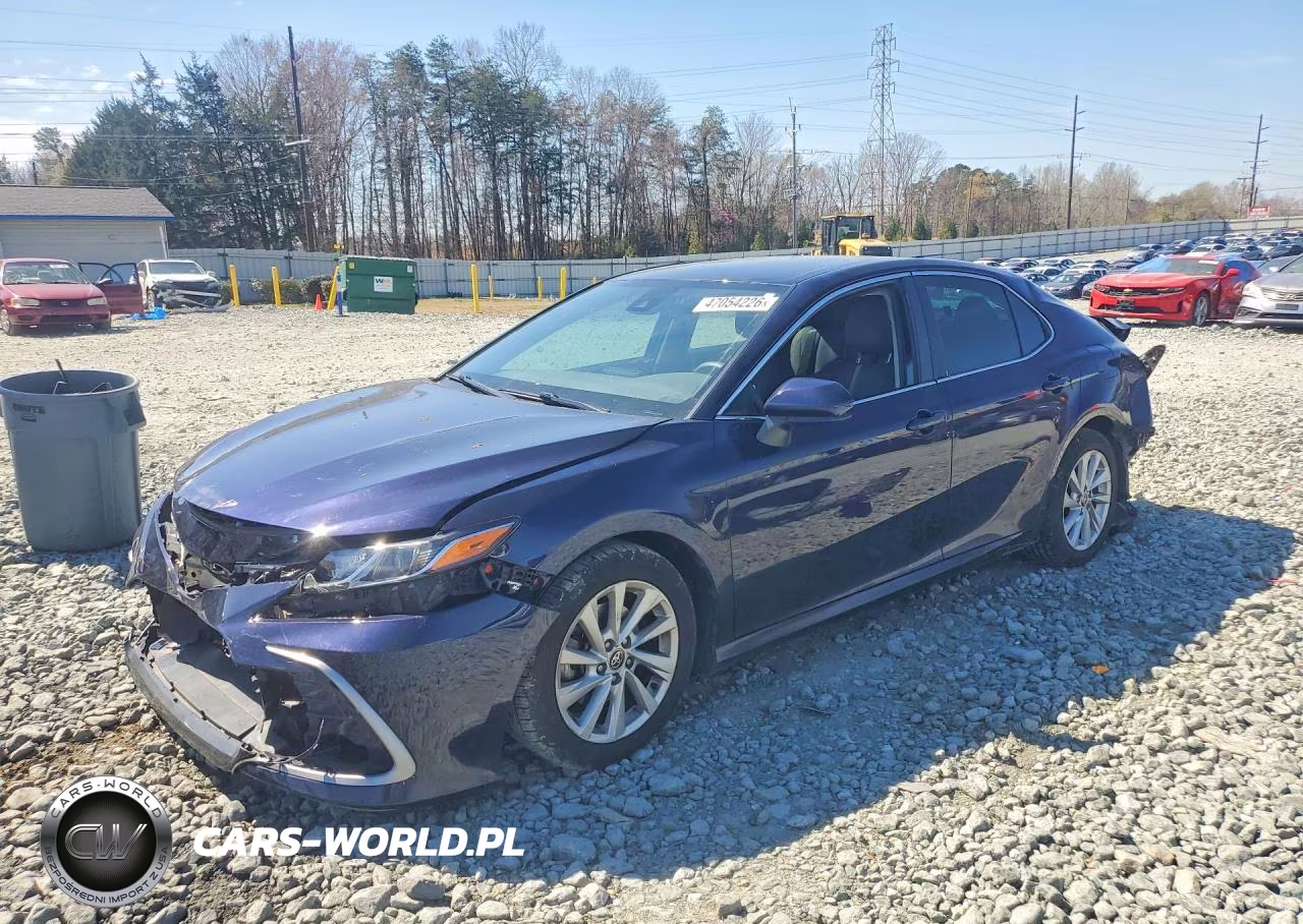 2021 Toyota Camry Le