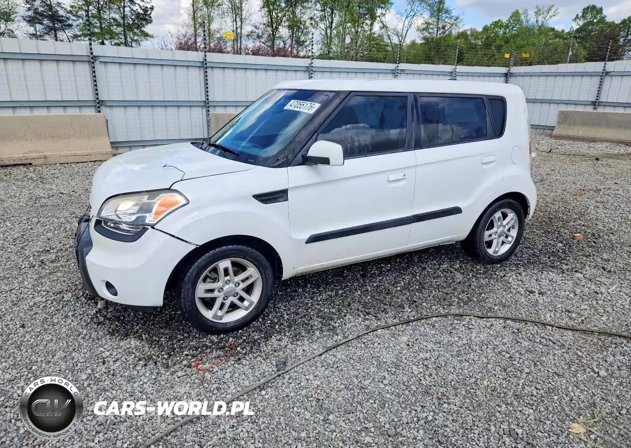 2010 Kia Soul +