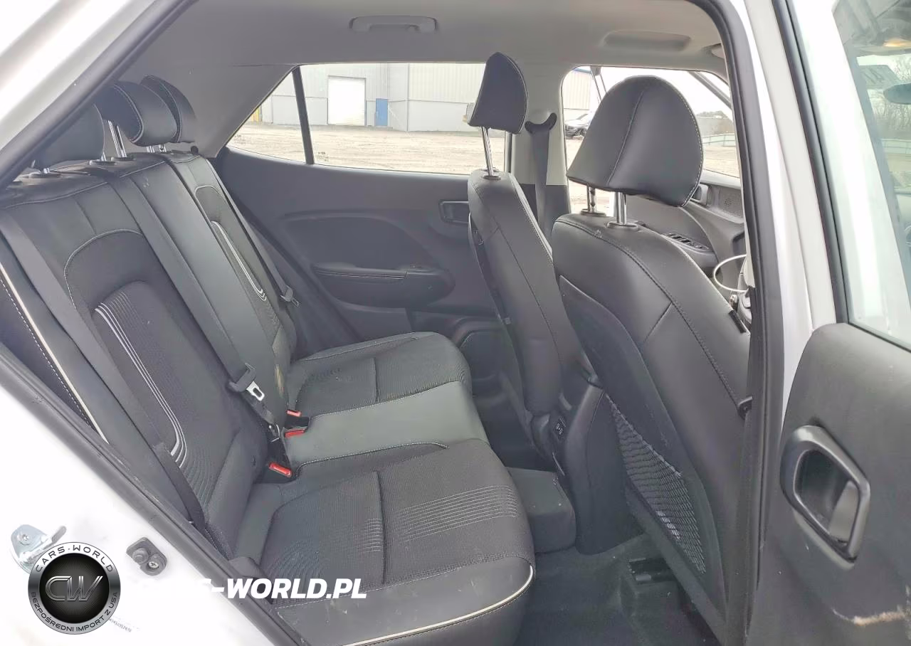 2025 Hyundai Venue Limited VIN:KMHRC8A34SU352978 - 11