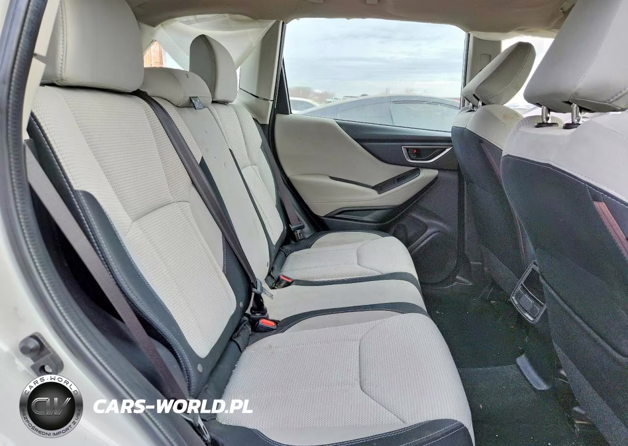 2019 Subaru Forester VIN:JF2SKACC5KH462087 - 10