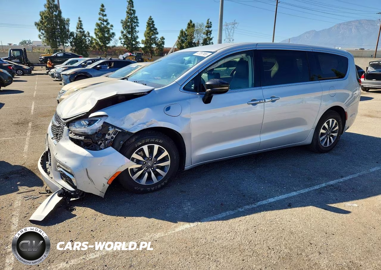 2024 Chrysler Pacifica Hybrid Select