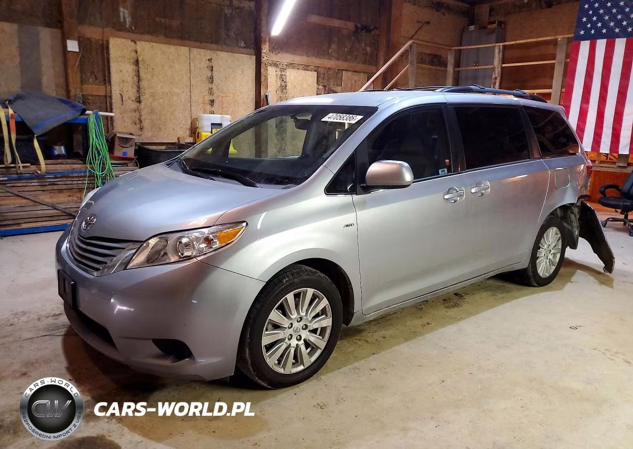 2017 Toyota Sienna Le 7-Passenger