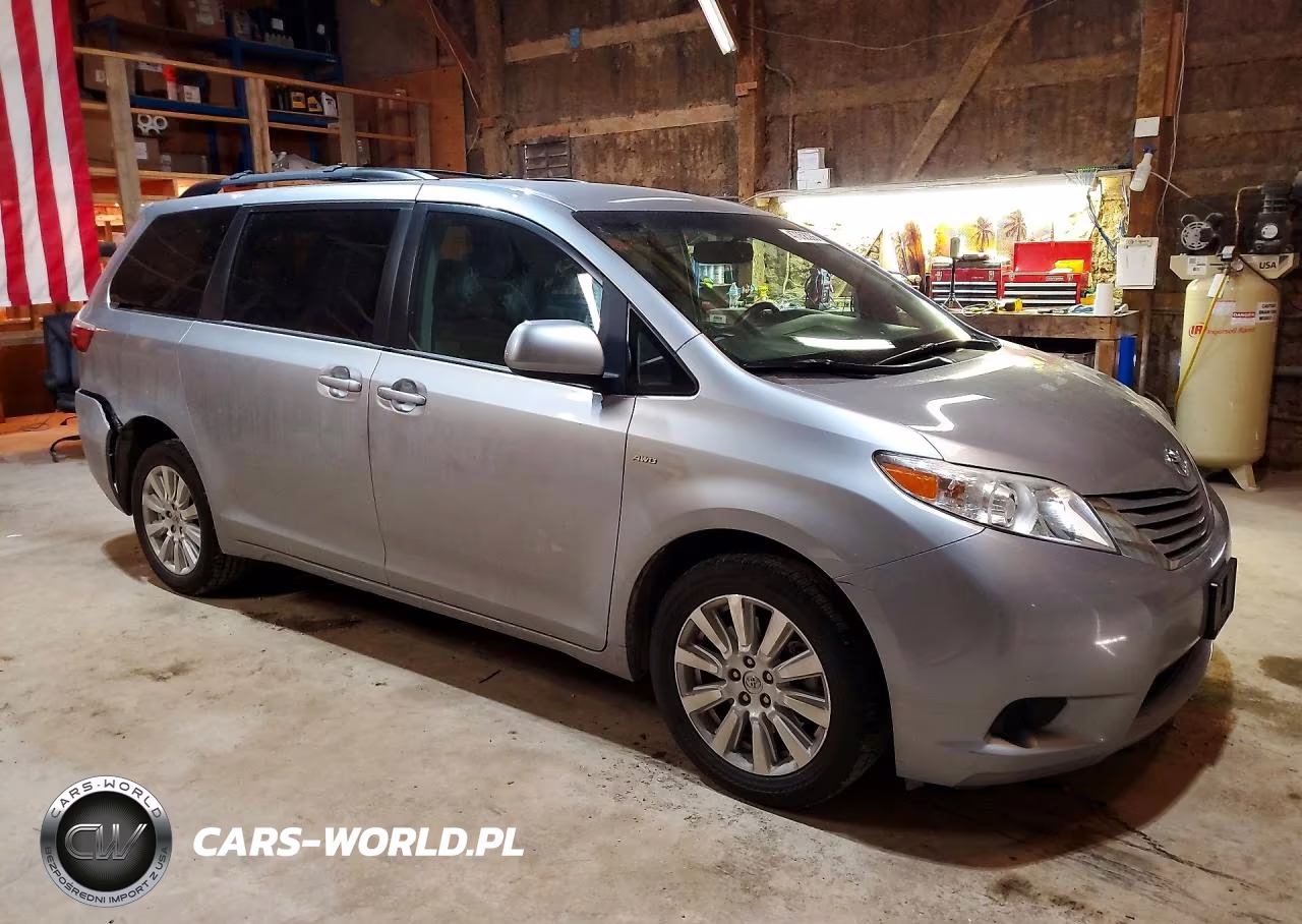 2017 Toyota Sienna Le 7-Passenger VIN:5TDJZ3DC2HS174287 - 4