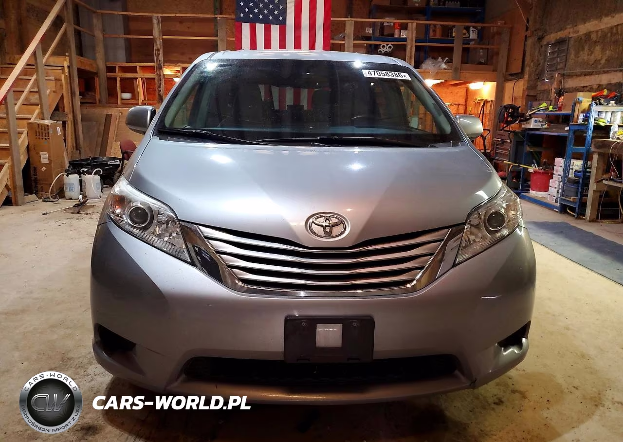 2017 Toyota Sienna Le 7-Passenger VIN:5TDJZ3DC2HS174287 - 5