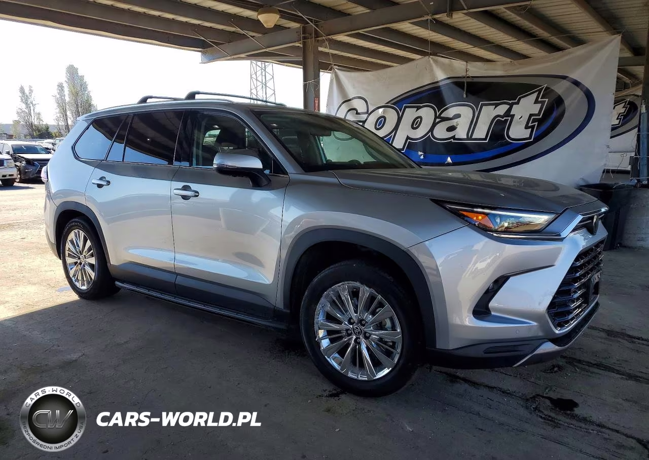 2024 Toyota Grand Highlander Platinum VIN:5TDAAAB59RS037851 - 4