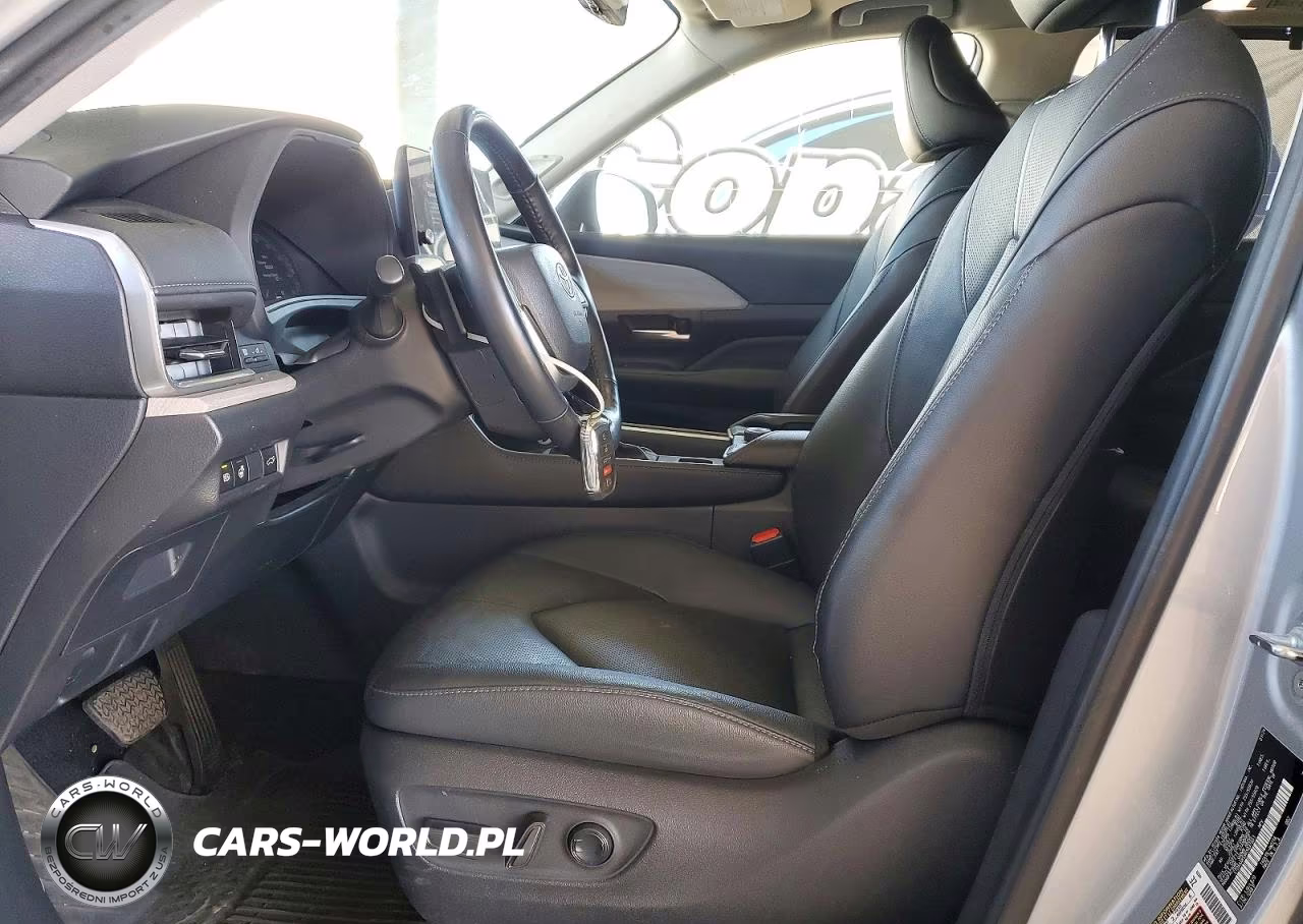2024 Toyota Grand Highlander Platinum VIN:5TDAAAB59RS037851 - 7