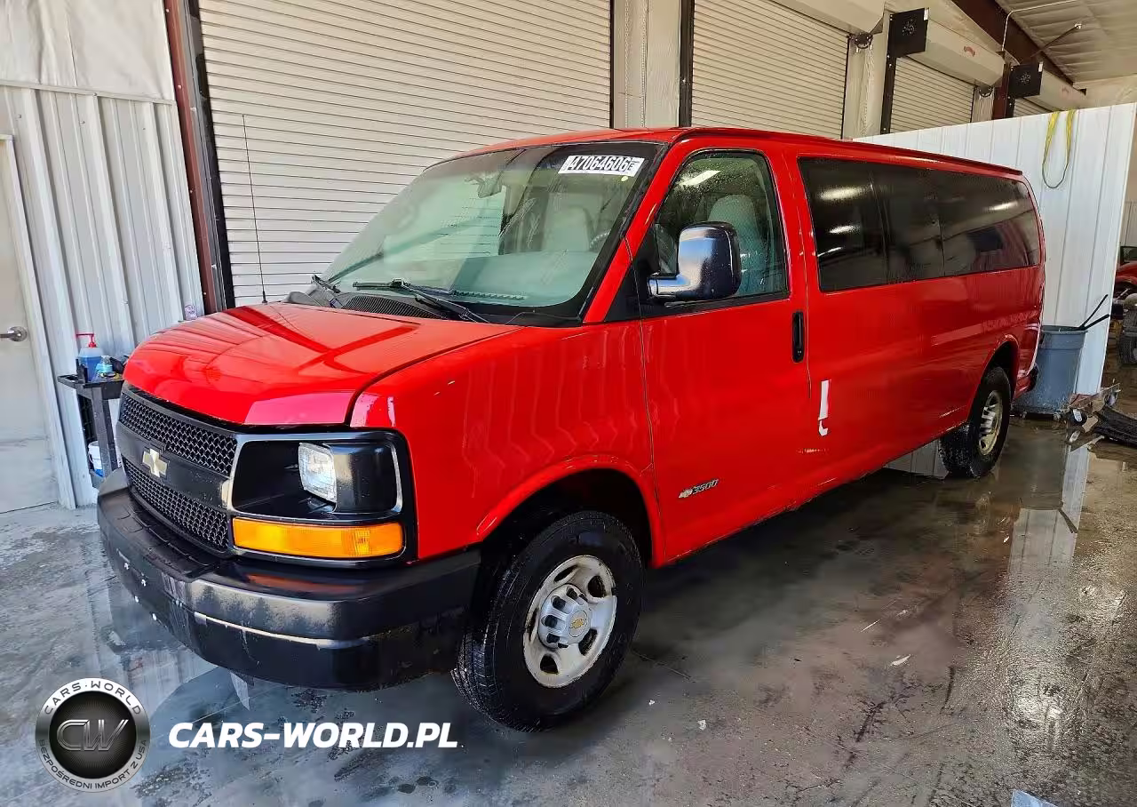 2004 Chev Express G3500