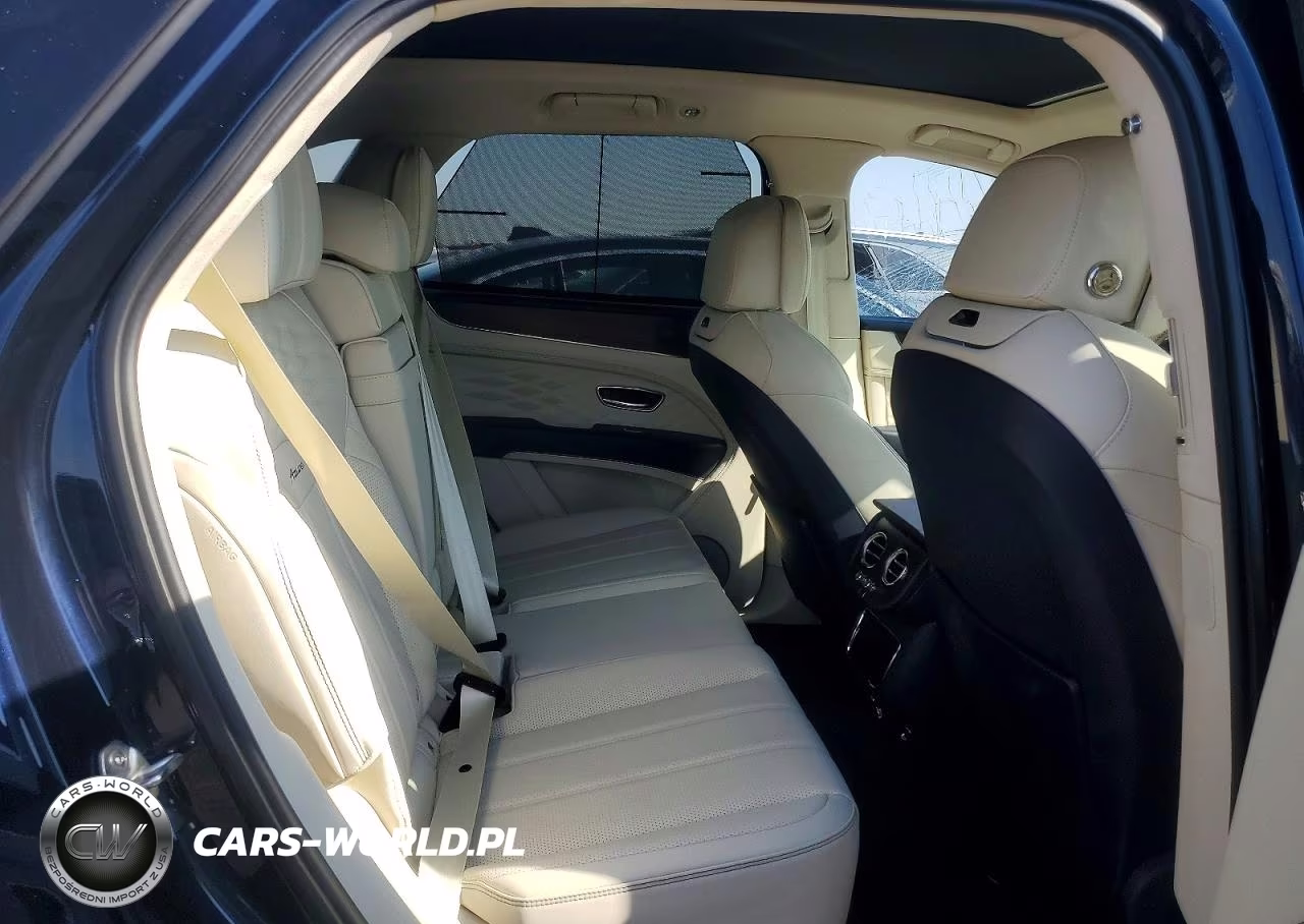 2024 Bently Bentayga VIN:SJAAT2ZV8RC025182 - 10