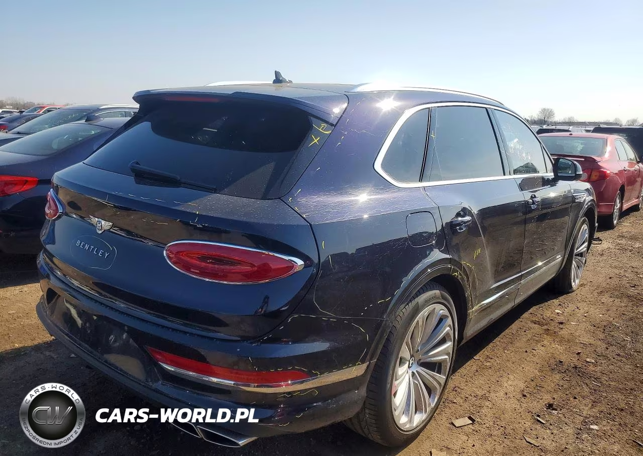 2024 Bently Bentayga VIN:SJAAT2ZV8RC025182 - 3