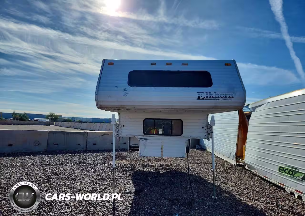 1997 Flet Elkhorn - Slide-In Camper VIN:1EK6W1002W2389430 - 7
