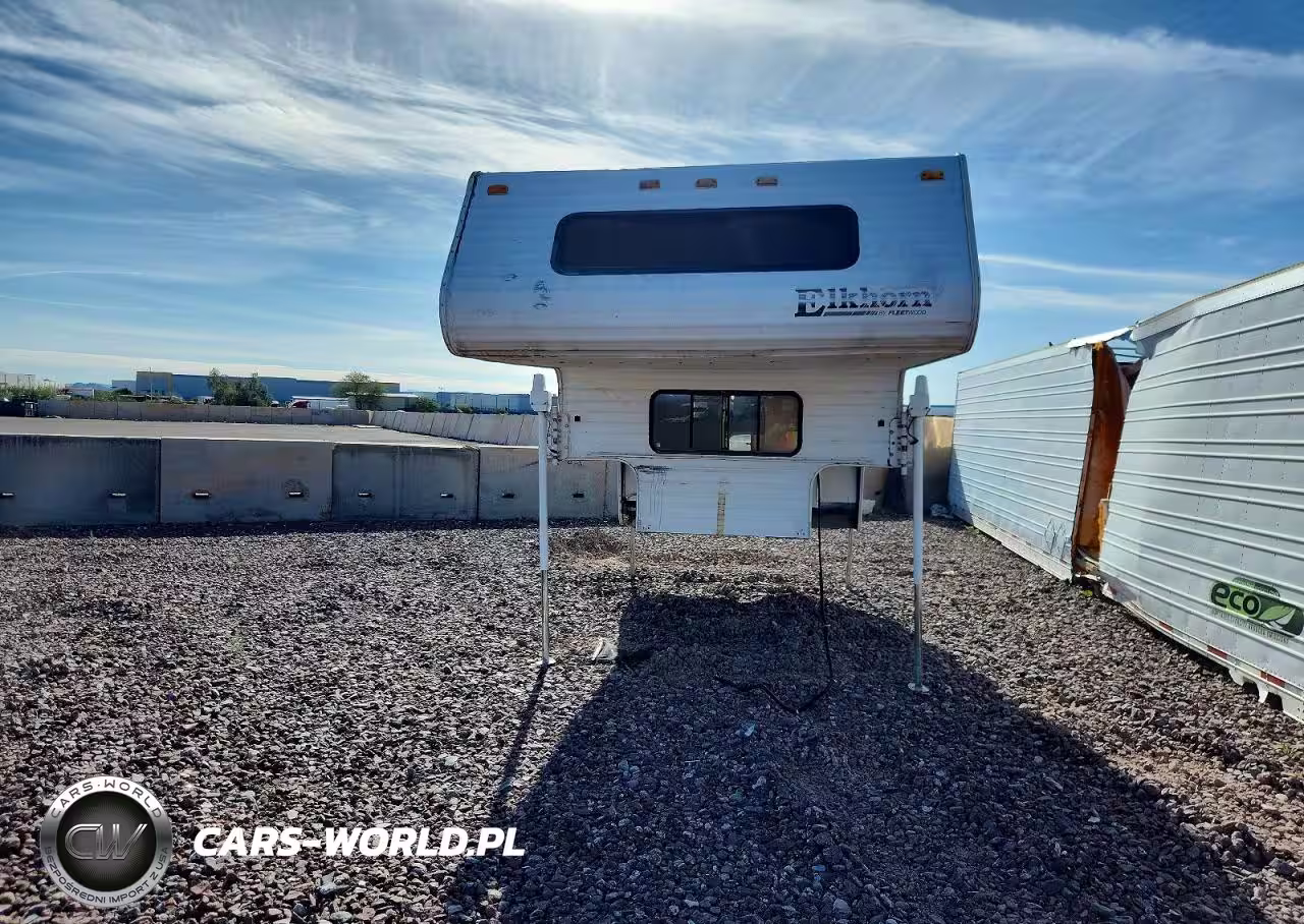 1997 Flet Elkhorn - Slide-In Camper VIN:1EK6W1002W2389430 - 9
