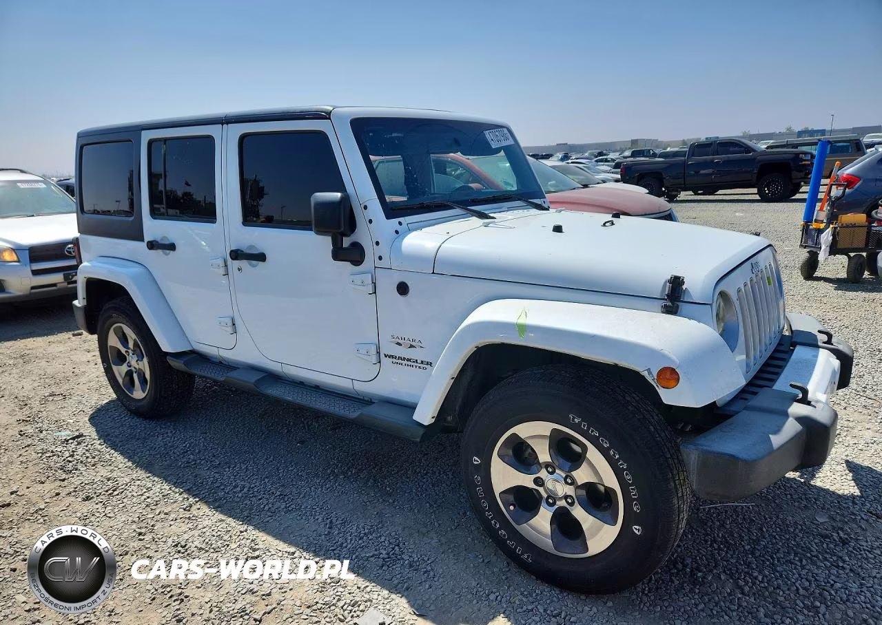 2016 Jeep Wrangler Unlimited Sahara VIN:1C4BJWEG0GL144865 - 4