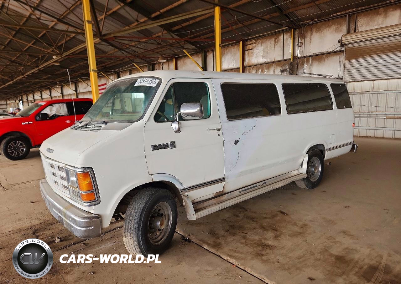 1986 Dodge Ram Wagon B350