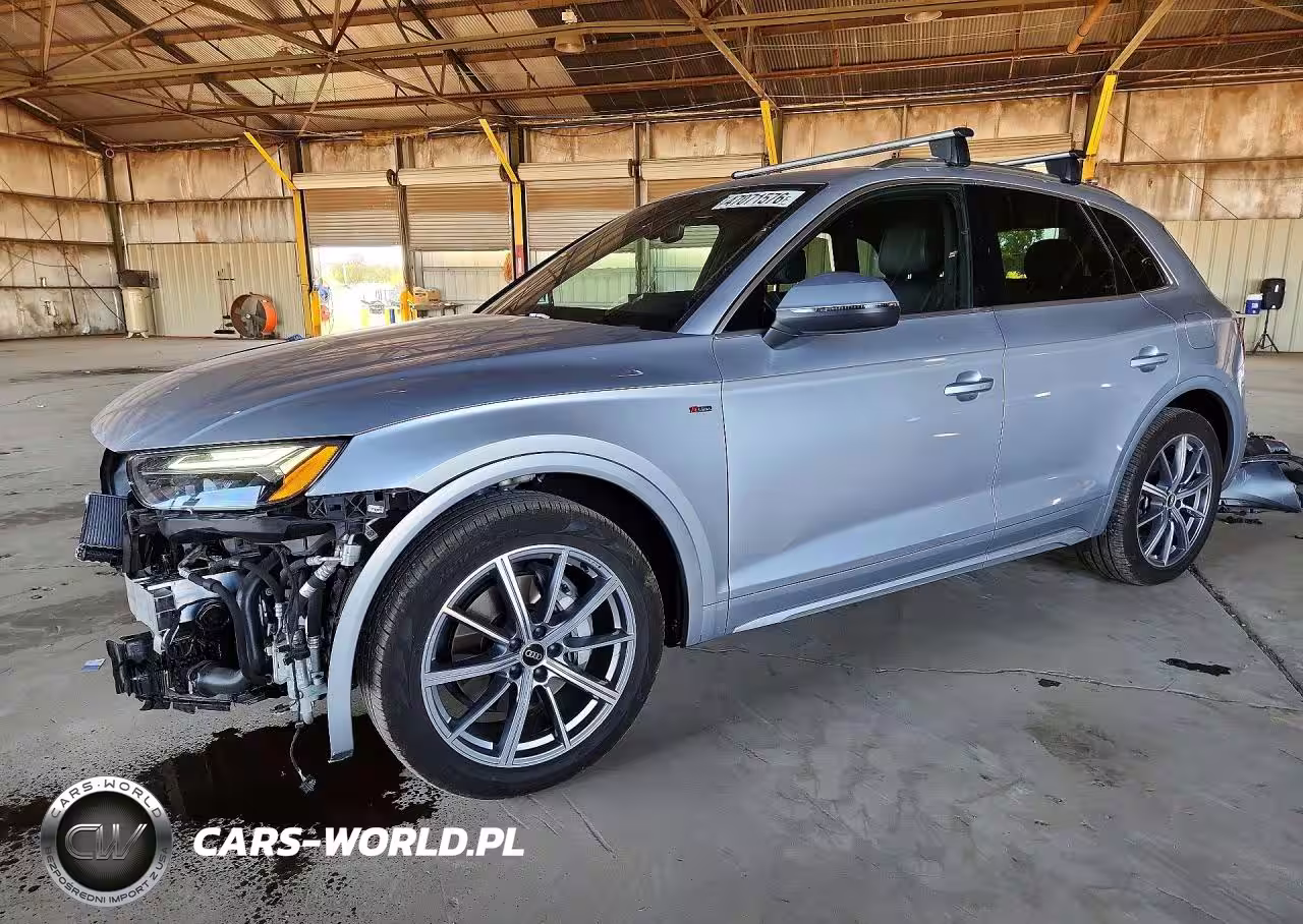 2022 Audi Q5 E Premium Plus 55